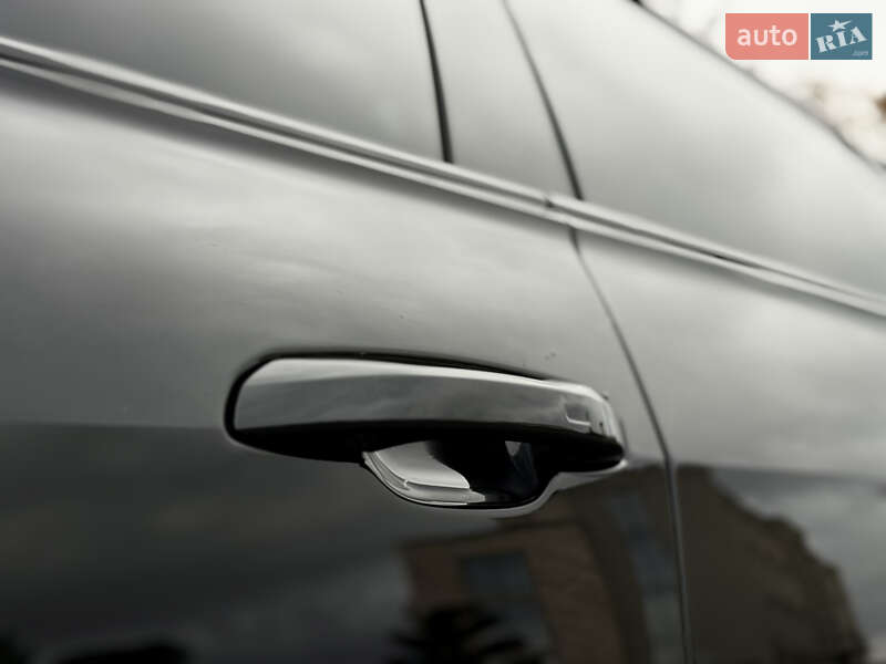 Позашляховик / Кросовер Audi Q8 2023 в Львові