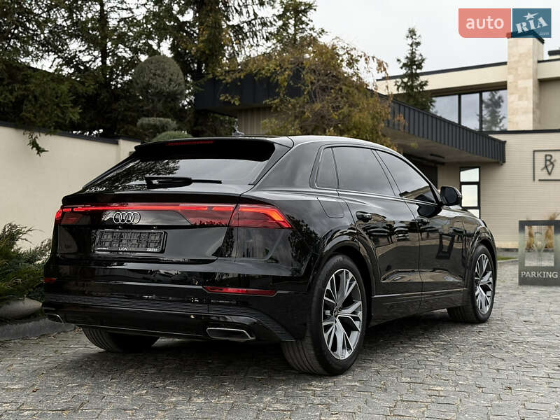 Позашляховик / Кросовер Audi Q8 2023 в Львові