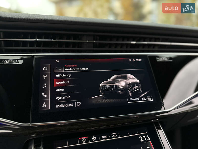 Позашляховик / Кросовер Audi Q8 2023 в Львові