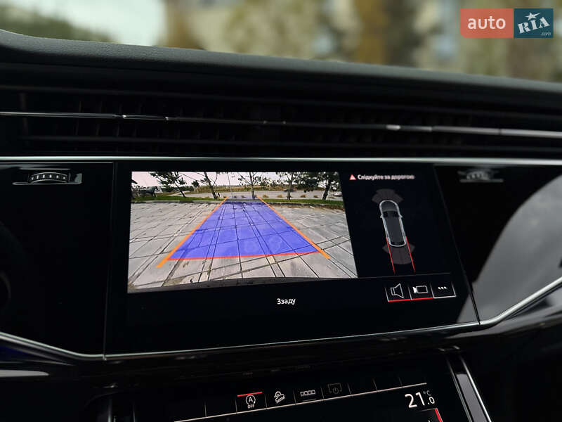 Позашляховик / Кросовер Audi Q8 2023 в Львові