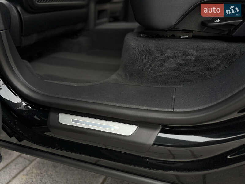 Позашляховик / Кросовер Audi Q8 2023 в Львові