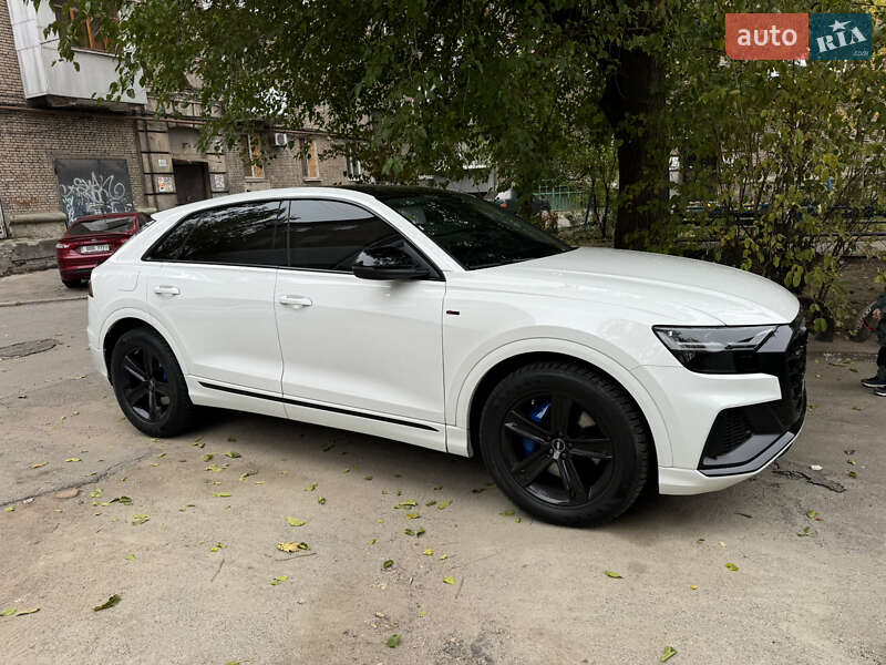 Внедорожник / Кроссовер Audi Q8 2018 в Днепре фото 17 Внедорожник / Кроссовер Audi Q8 2018 в Днепре