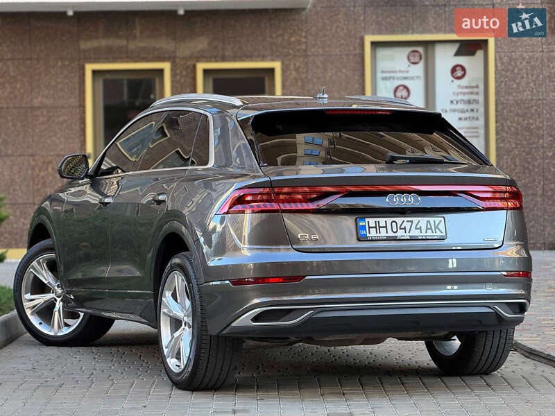 Позашляховик / Кросовер Audi Q8 2019 в Одесі