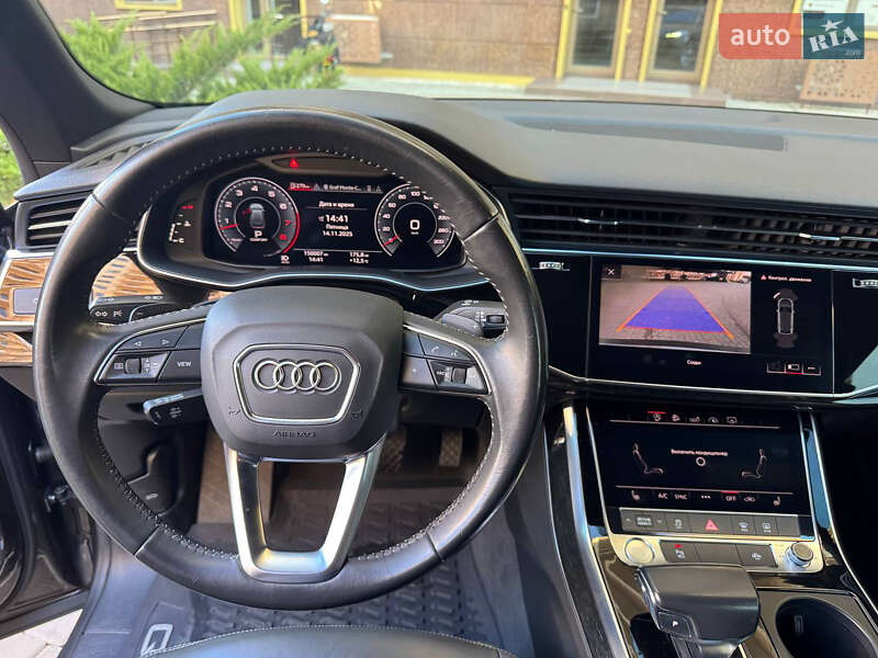 Позашляховик / Кросовер Audi Q8 2019 в Одесі