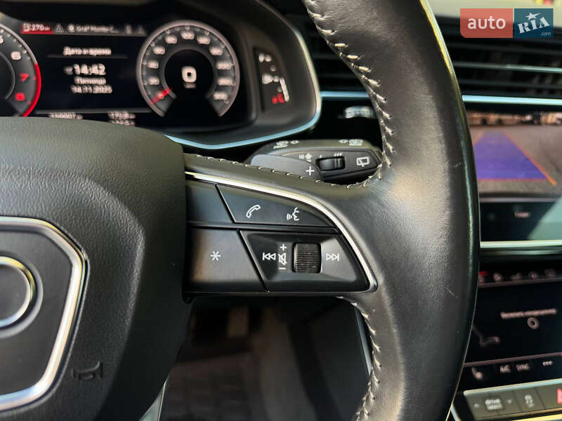 Позашляховик / Кросовер Audi Q8 2019 в Одесі