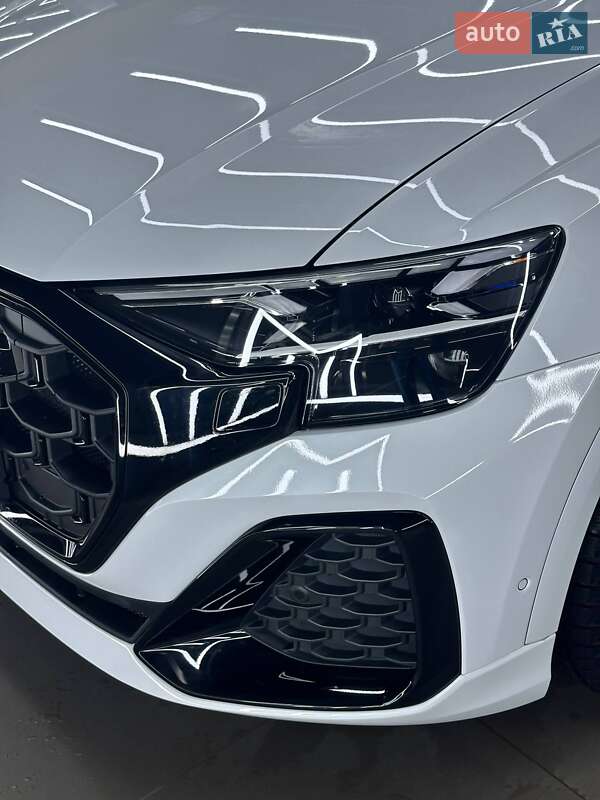 Внедорожник / Кроссовер Audi Q8 2024 в Ужгороде