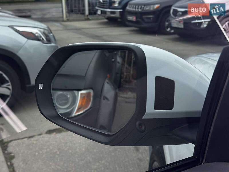 Внедорожник / Кроссовер Audi Q8 2021 в Харькове