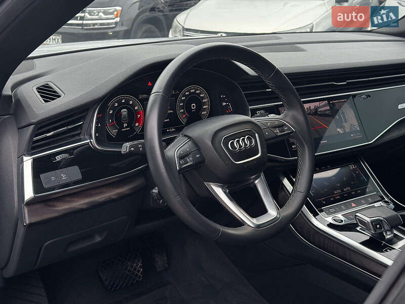 Внедорожник / Кроссовер Audi Q8 2021 в Харькове