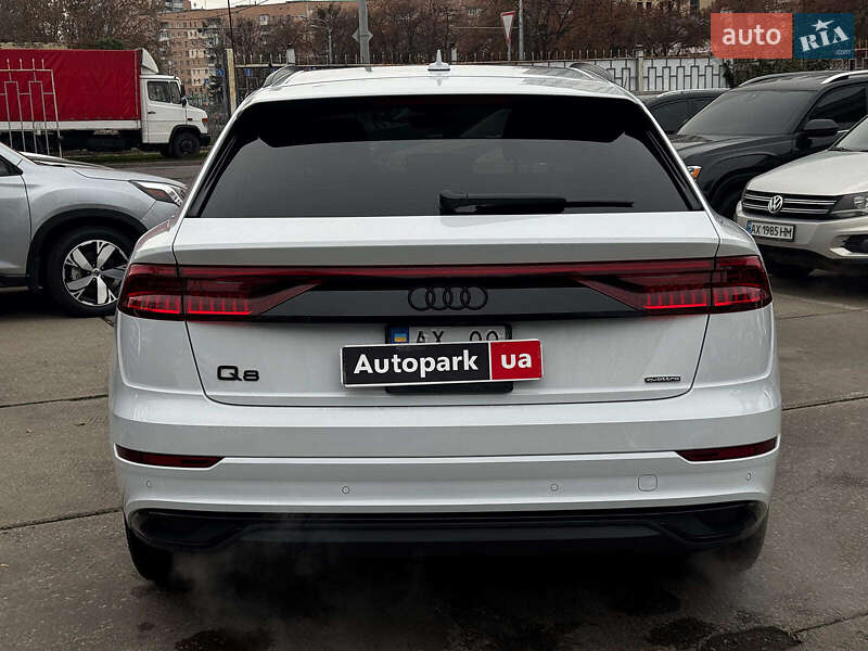 Внедорожник / Кроссовер Audi Q8 2021 в Харькове
