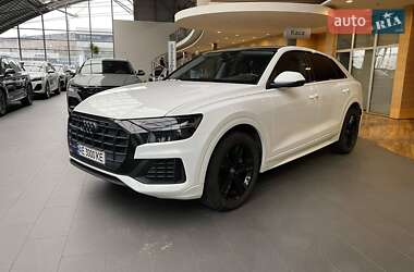 Позашляховик / Кросовер Audi Q8 2018 в Дніпрі
