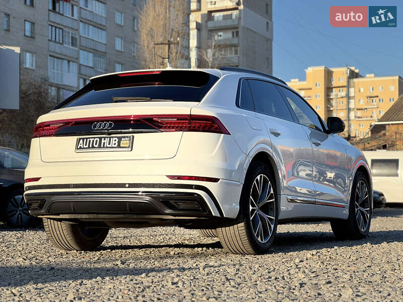 Внедорожник / Кроссовер Audi Q8 2019 в Бердичеве
