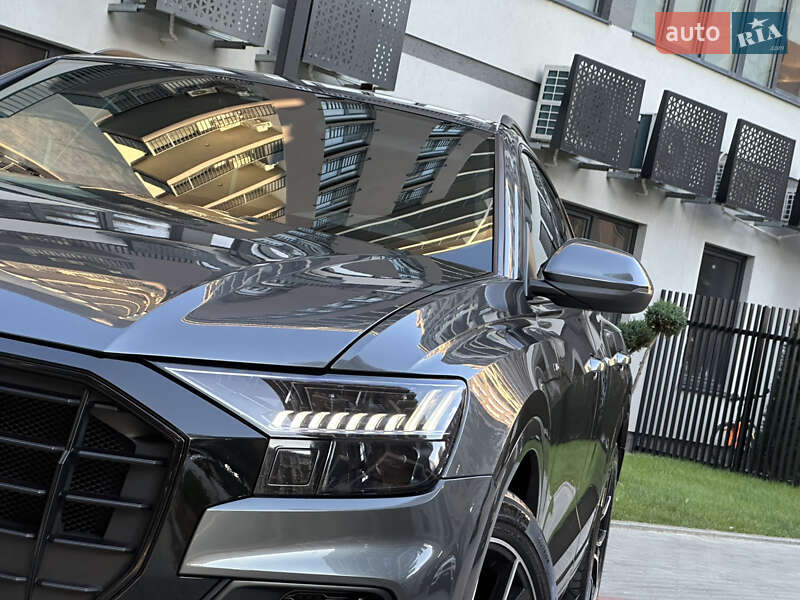 Позашляховик / Кросовер Audi Q8 2018 в Львові фото 5 Позашляховик / Кросовер Audi Q8 2018 в Львові