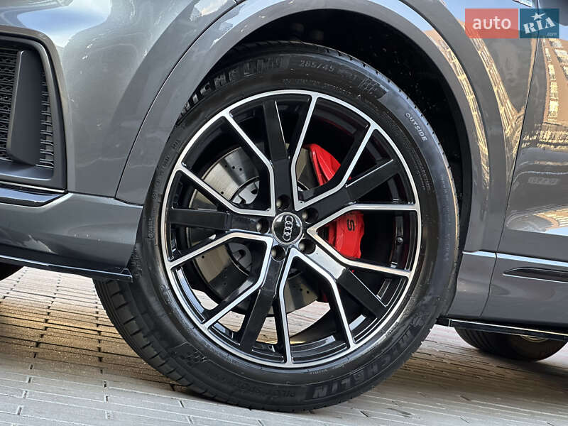 Позашляховик / Кросовер Audi Q8 2018 в Львові фото 15 Позашляховик / Кросовер Audi Q8 2018 в Львові