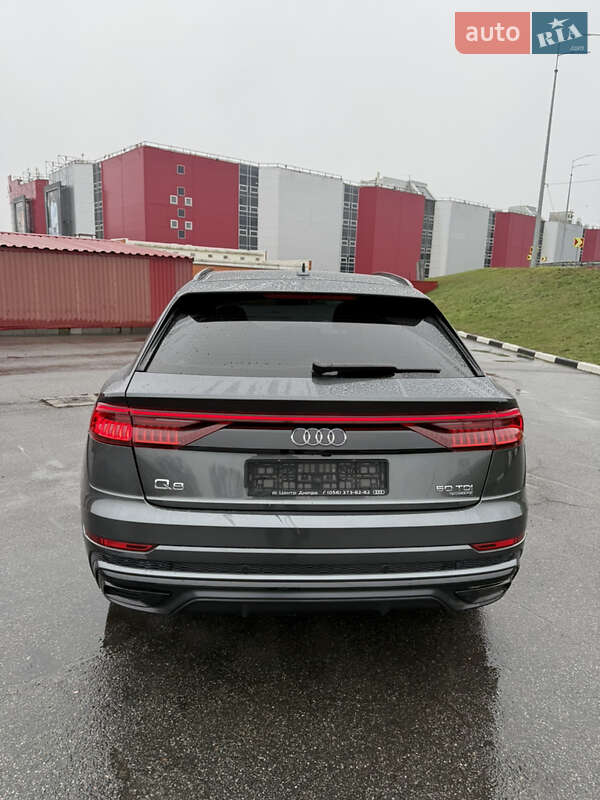 Позашляховик / Кросовер Audi Q8 2021 в Києві
