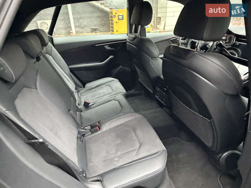 Внедорожник / Кроссовер Audi Q8 2023 в Киеве фото 74 Внедорожник / Кроссовер Audi Q8 2023 в Киеве
