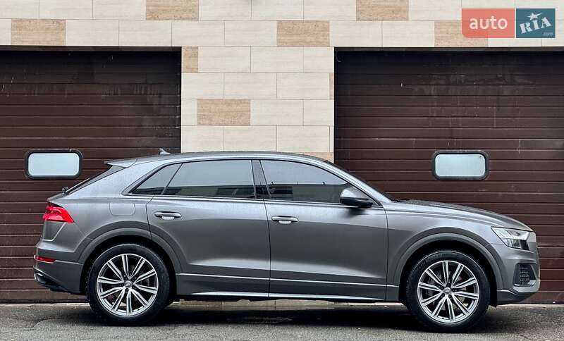 Позашляховик / Кросовер Audi Q8 2018 в Києві фото 14 Позашляховик / Кросовер Audi Q8 2018 в Києві