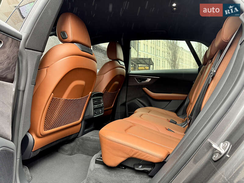 Позашляховик / Кросовер Audi Q8 2018 в Києві фото 28 Позашляховик / Кросовер Audi Q8 2018 в Києві