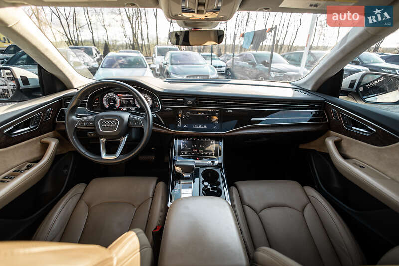 Позашляховик / Кросовер Audi Q8 2018 в Львові