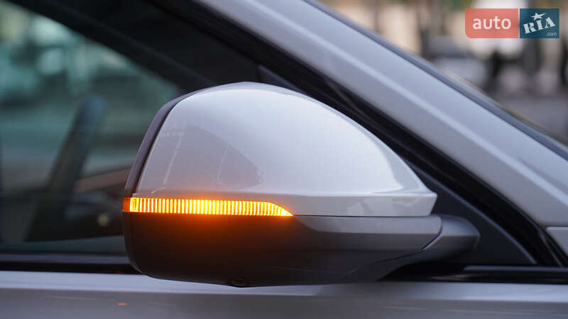 Позашляховик / Кросовер Audi Q8 2024 в Львові