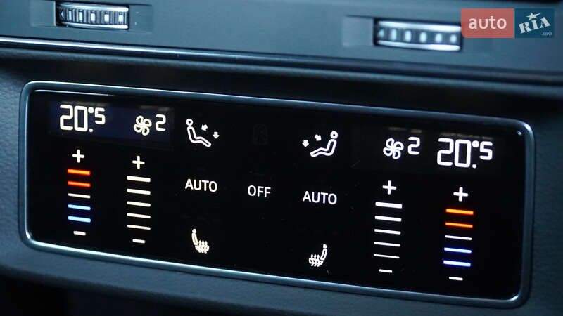 Позашляховик / Кросовер Audi Q8 2024 в Львові