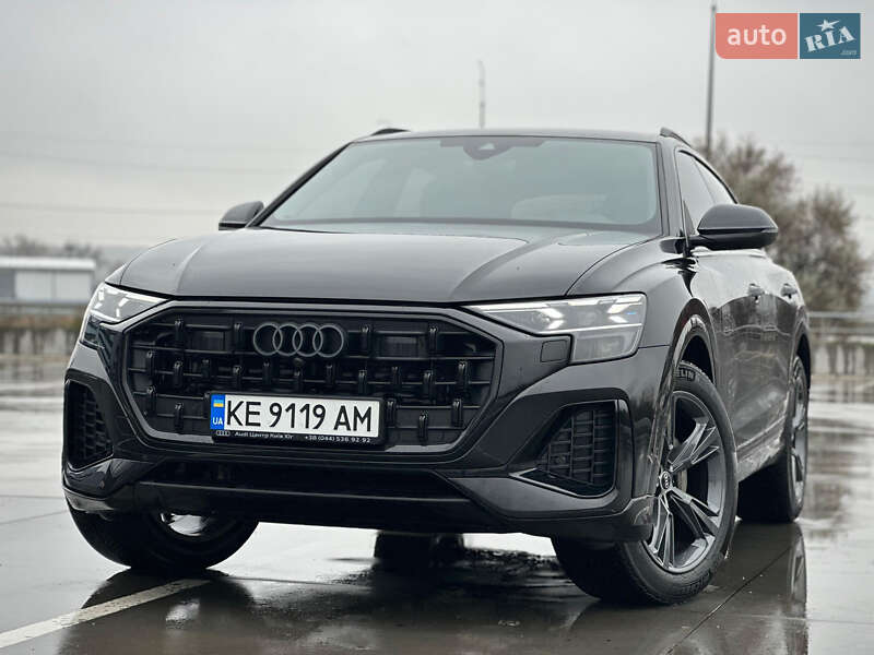 Внедорожник / Кроссовер Audi Q8 2024 в Киеве