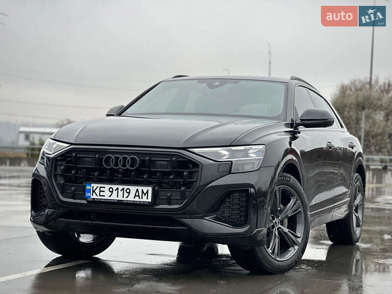 Внедорожник / Кроссовер Audi Q8 2024 в Киеве
