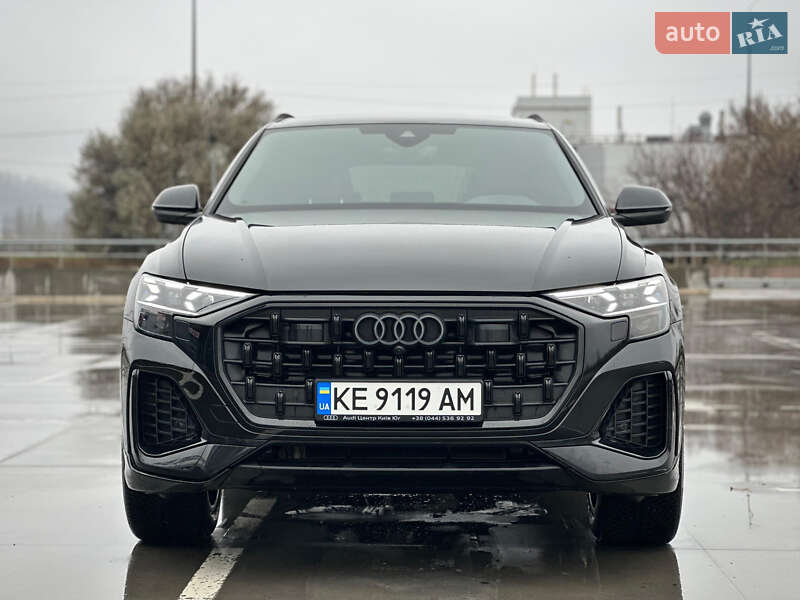 Внедорожник / Кроссовер Audi Q8 2024 в Киеве