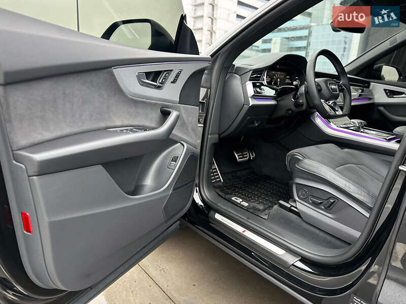 Внедорожник / Кроссовер Audi Q8 2024 в Киеве