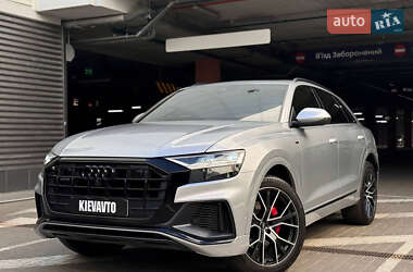 Позашляховик / Кросовер Audi Q8 2019 в Києві