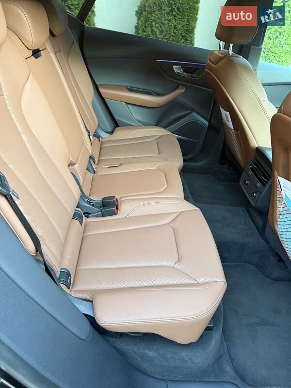 Внедорожник / Кроссовер Audi Q8 2025 в Львове