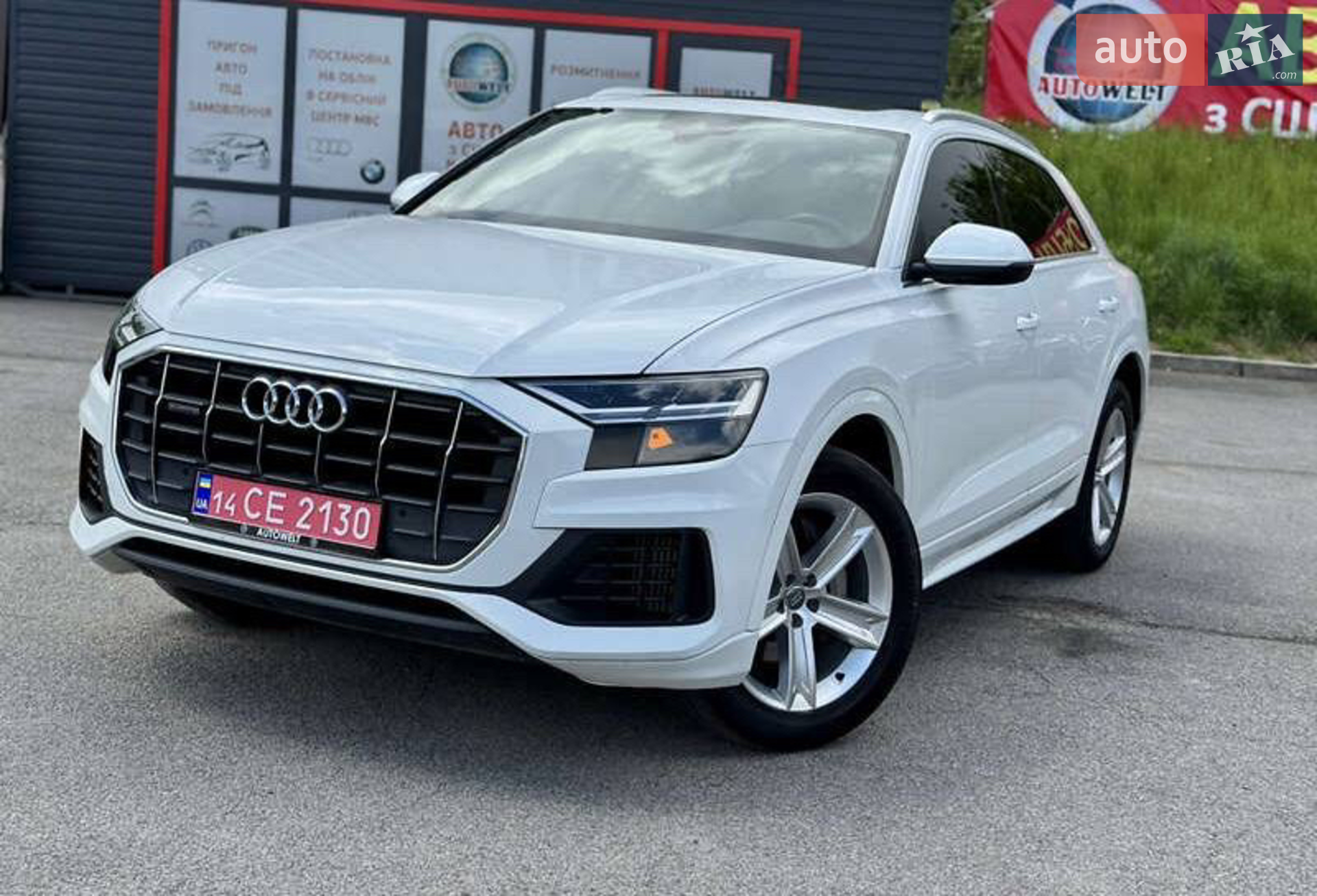 2018 Audi Q8 - фото 1