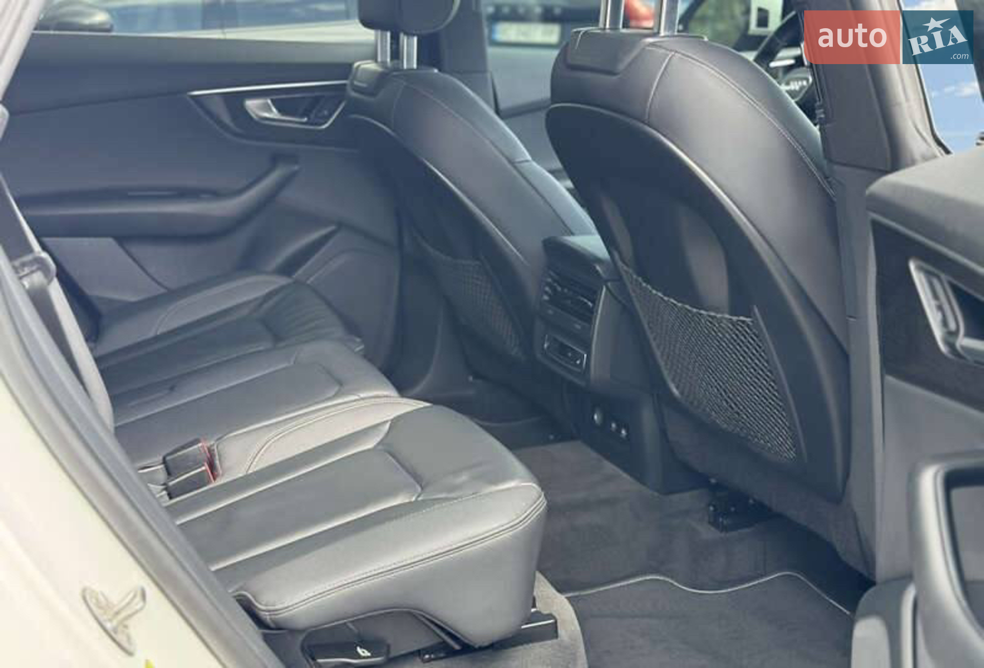 2018 Audi Q8 - мініатюра 15