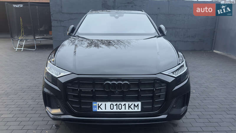 Внедорожник / Кроссовер Audi Q8 2018 в Киеве