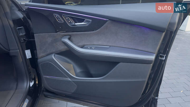 Внедорожник / Кроссовер Audi Q8 2018 в Киеве