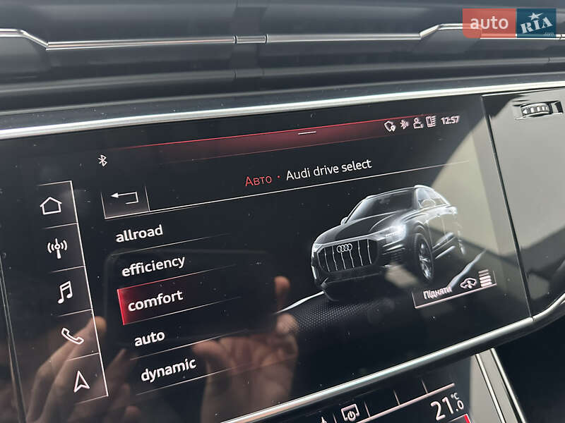 Внедорожник / Кроссовер Audi Q8 2019 в Киеве