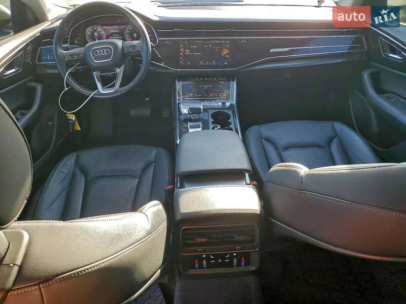 Внедорожник / Кроссовер Audi Q8 2020 в Одессе
