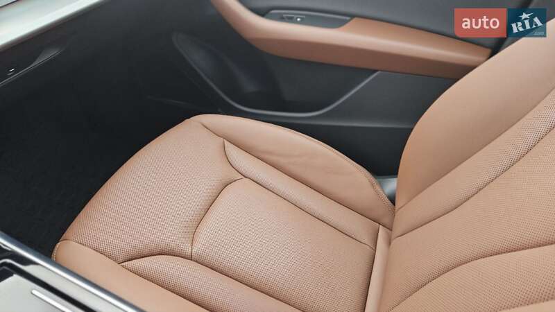 Позашляховик / Кросовер Audi Q8 2025 в Києві