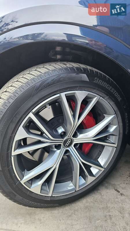 Позашляховик / Кросовер Audi Q8 2025 в Києві