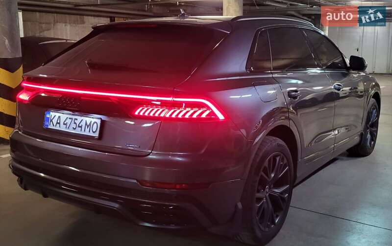 Внедорожник / Кроссовер Audi Q8 2023 в Киеве