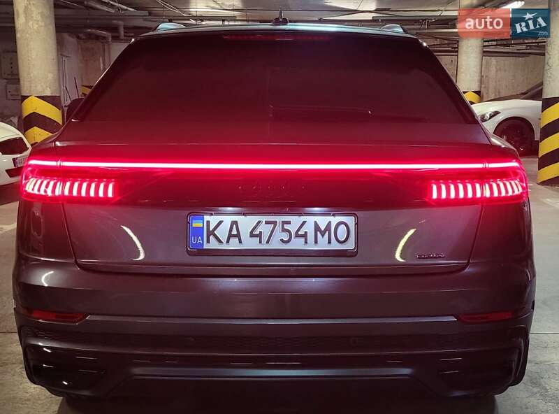 Внедорожник / Кроссовер Audi Q8 2023 в Киеве