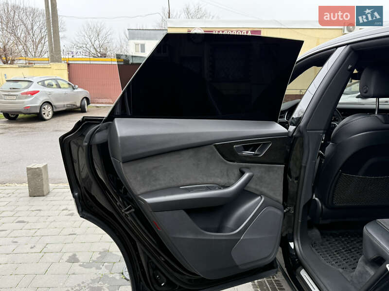 Позашляховик / Кросовер Audi Q8 2021 в Миколаєві фото 37 Позашляховик / Кросовер Audi Q8 2021 в Миколаєві