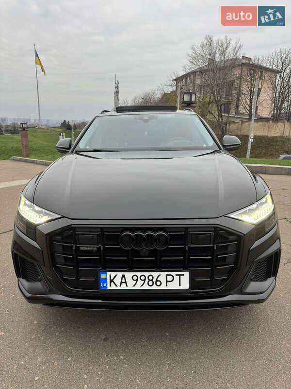 Позашляховик / Кросовер Audi Q8 2022 в Києві