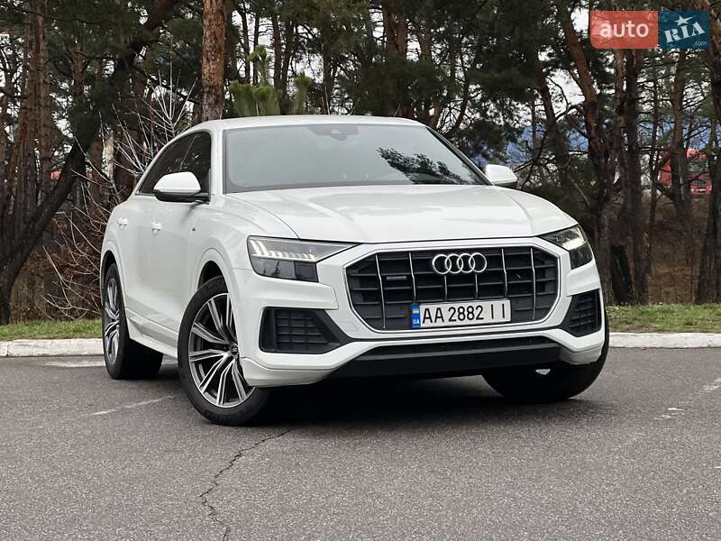 Внедорожник / Кроссовер Audi Q8 2020 в Киеве