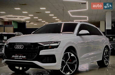 Позашляховик / Кросовер Audi Q8 2018 в Миколаєві