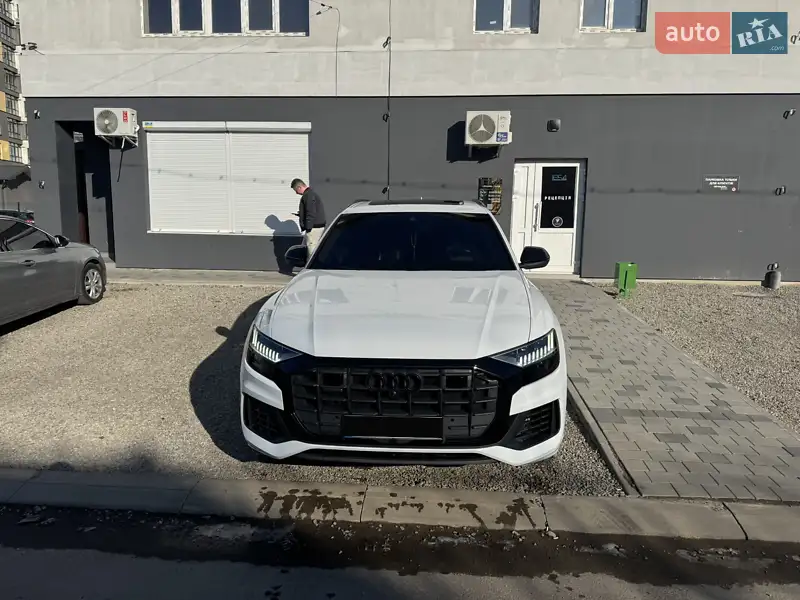 Audi Q8 2019