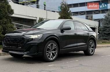 Внедорожник / Кроссовер Audi Q8 2025 в Киеве