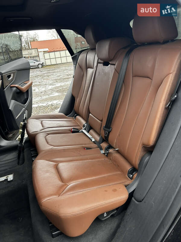 Внедорожник / Кроссовер Audi Q8 2019 в Стрые