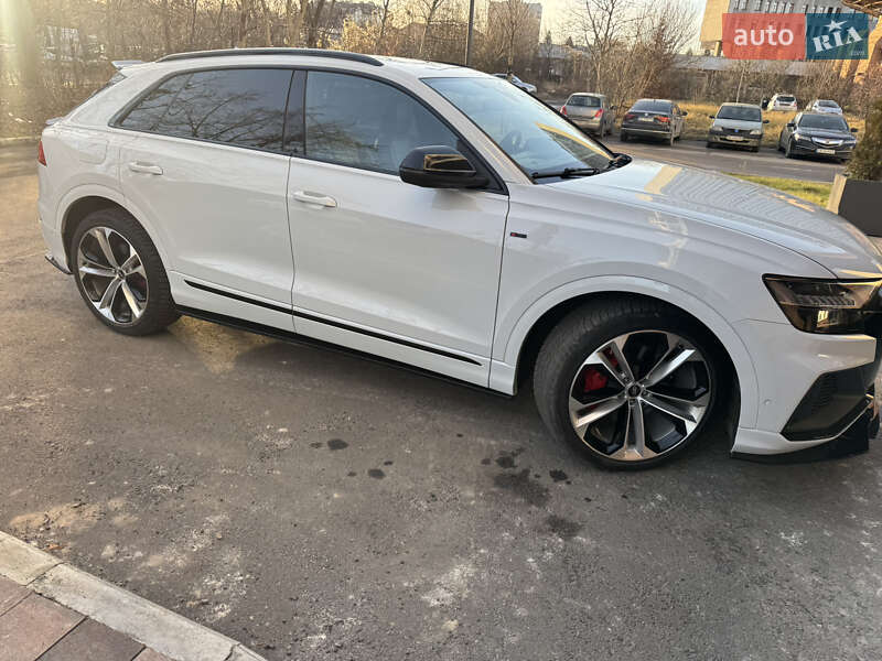 Внедорожник / Кроссовер Audi Q8 2021 в Львове фото 82 Внедорожник / Кроссовер Audi Q8 2021 в Львове