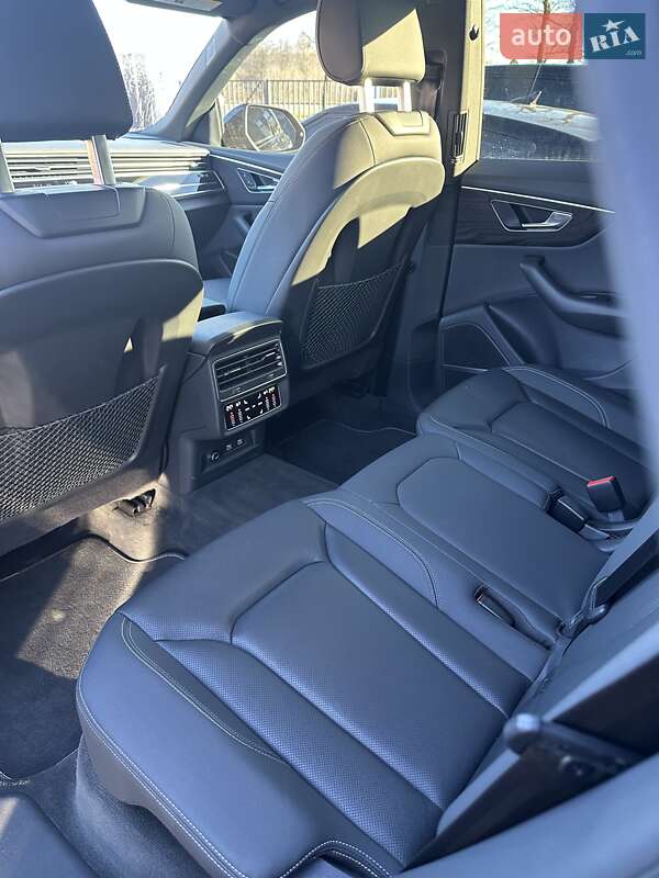 Внедорожник / Кроссовер Audi Q8 2020 в Львове фото 31 Внедорожник / Кроссовер Audi Q8 2020 в Львове