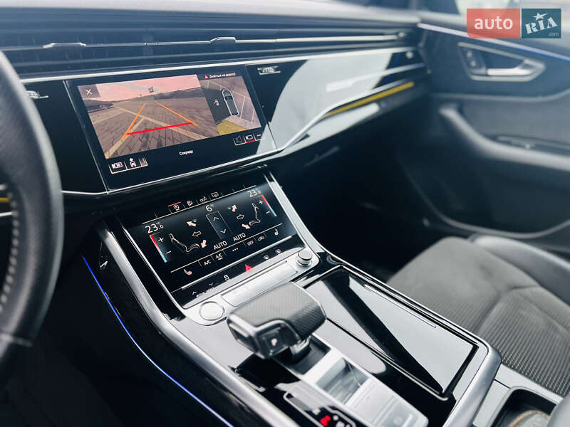 Внедорожник / Кроссовер Audi Q8 2020 в Мукачево